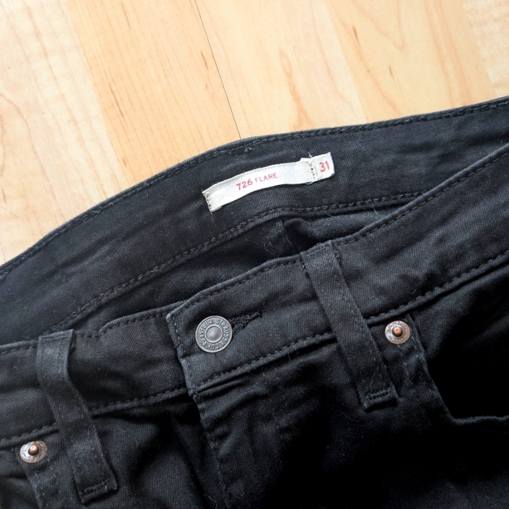 Levi 726 Flare Jeans